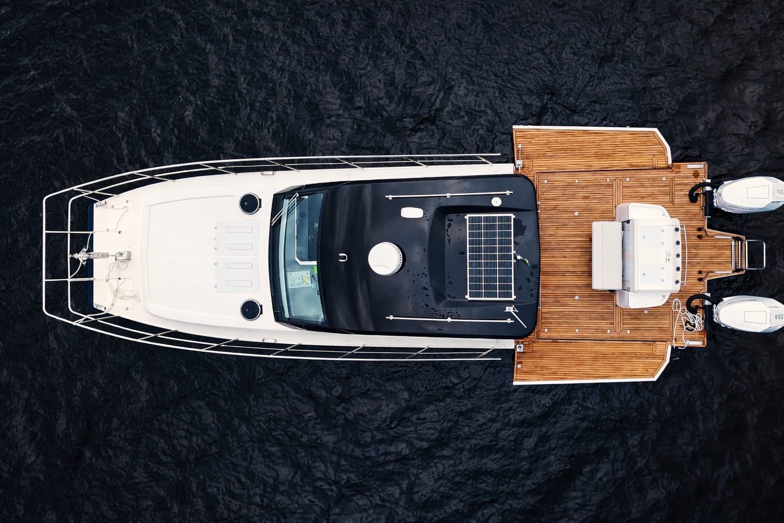 Foto Catamarã Titan Cabin